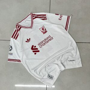 Liverpool F.C. 2026–27 away jersey Wirtz's #7