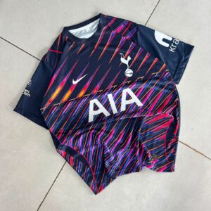 Tottenham Hotspur 2026–2027 away jersey  Xavi #7